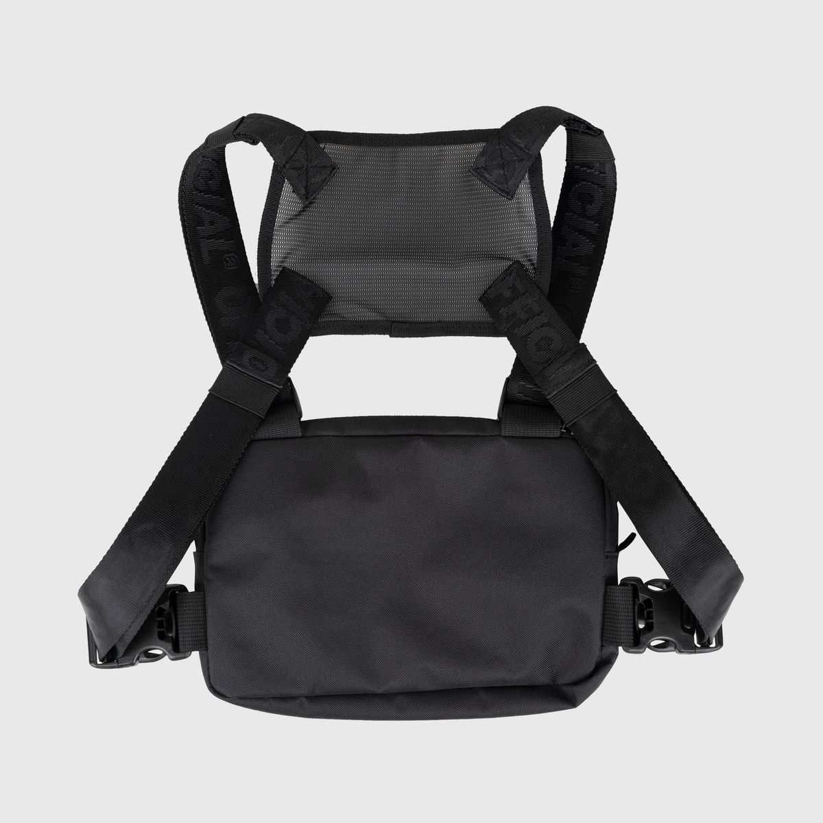 OFFICIAL Compact Essential Chest Bag | OFFICIAL |  服飾雑貨・アパレルの仕入れに最適・ブランド向けオンラインマーケットプレイス homula（ホムラ）